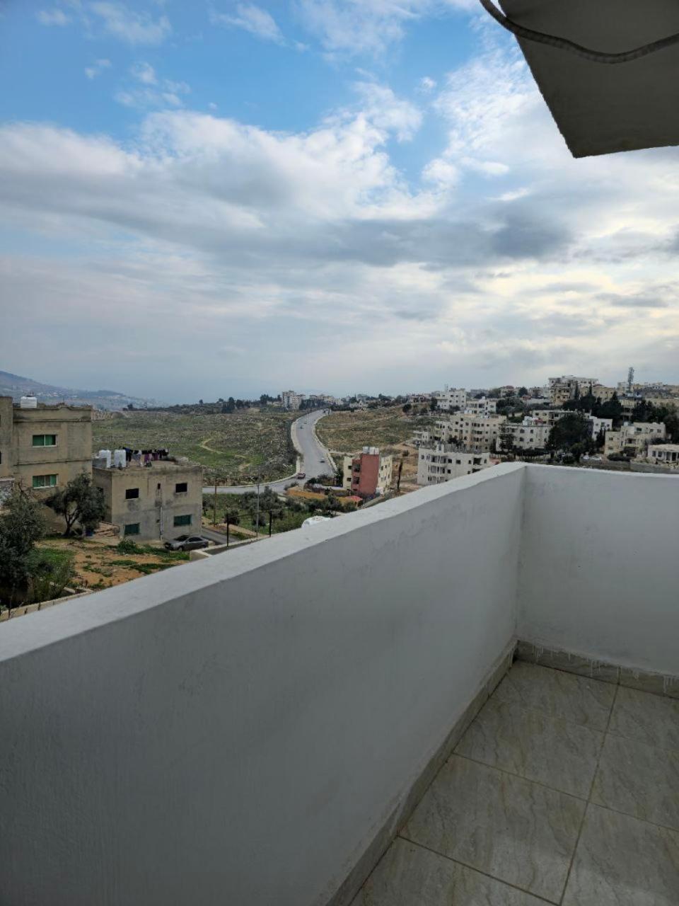 Furnished Apartment For Rent In Jarash شقة مفروشة للإيجار في جرش Exteriér fotografie